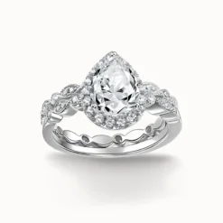 1.9ct Moissanite Almond Stackable Band