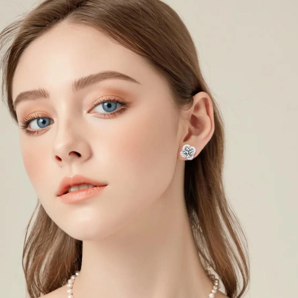 PERMTOYA Four Leaf Clover Moissanite Studs - Image 2