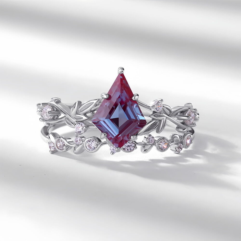 Alexandrite Diamond Stackable Ring - Image 4