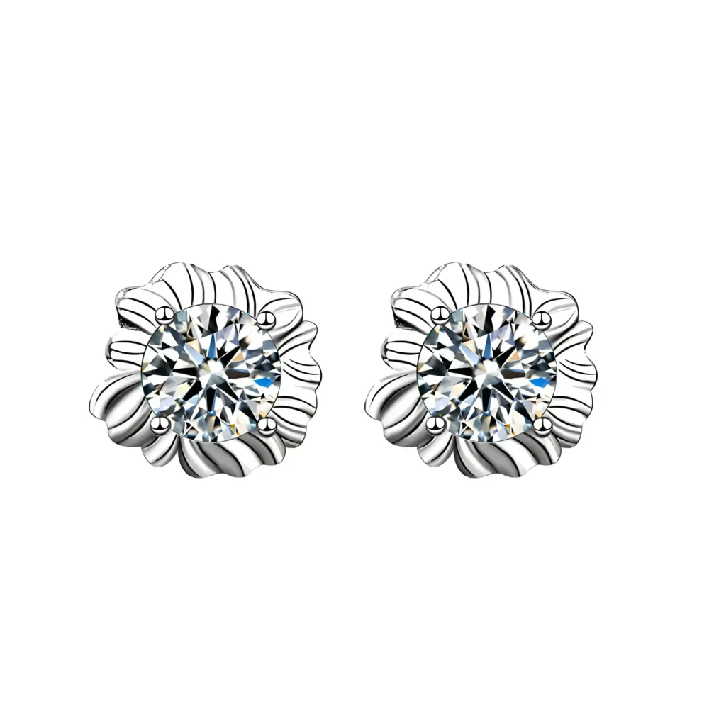 0.5ct Watercress Moissanite Earrings - Image 4