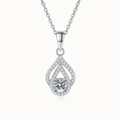 0.3ct  Drop Pendant  Moissanite Necklace