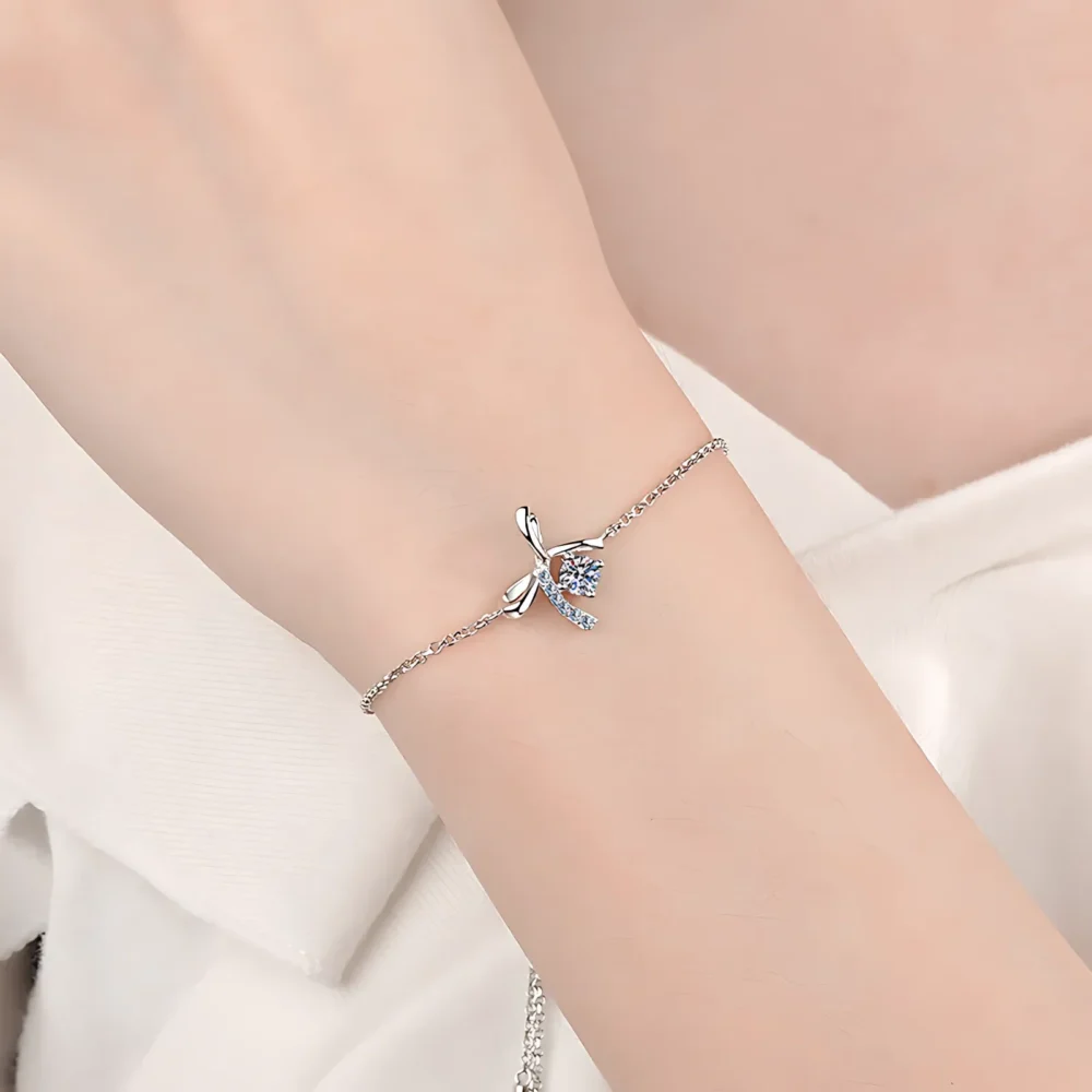 0.3ct Moissanite Ribbon Bar Bracelet - Image 2