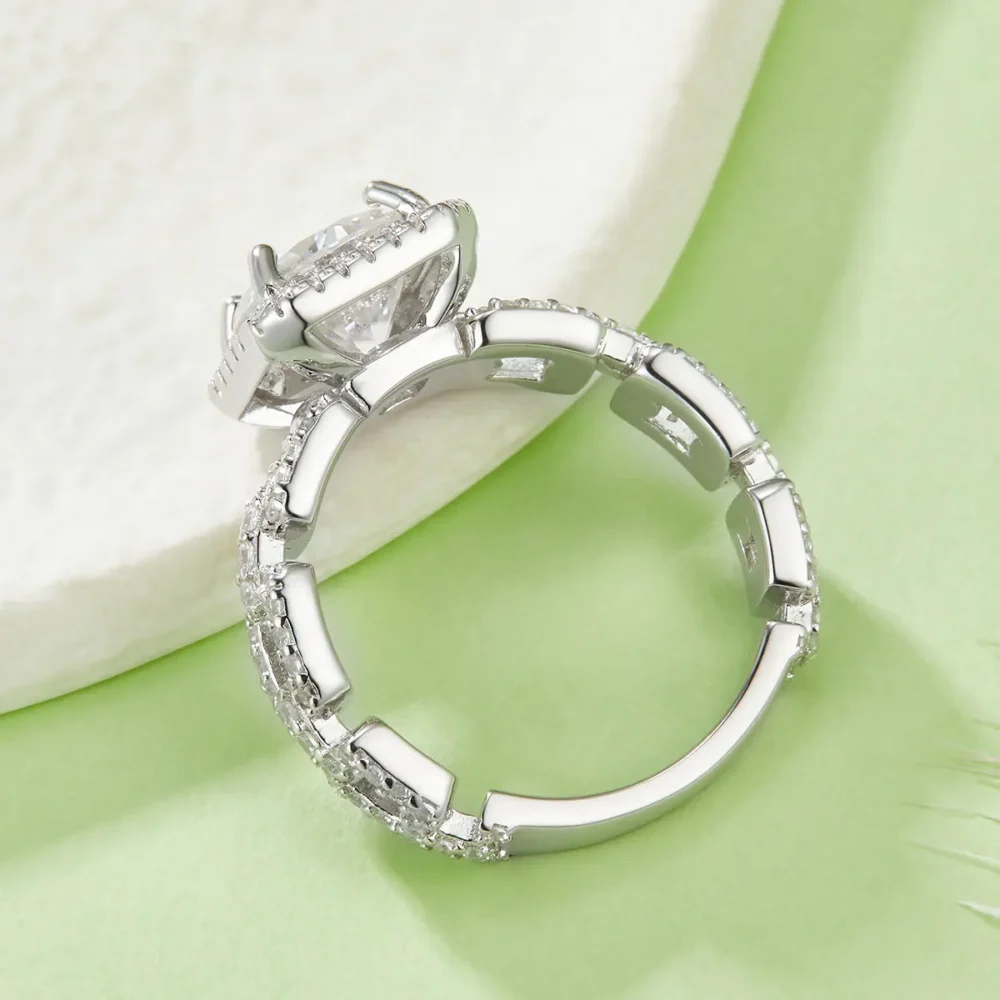 3ct Princess Cut Moissanite Bold Ring - Image 3