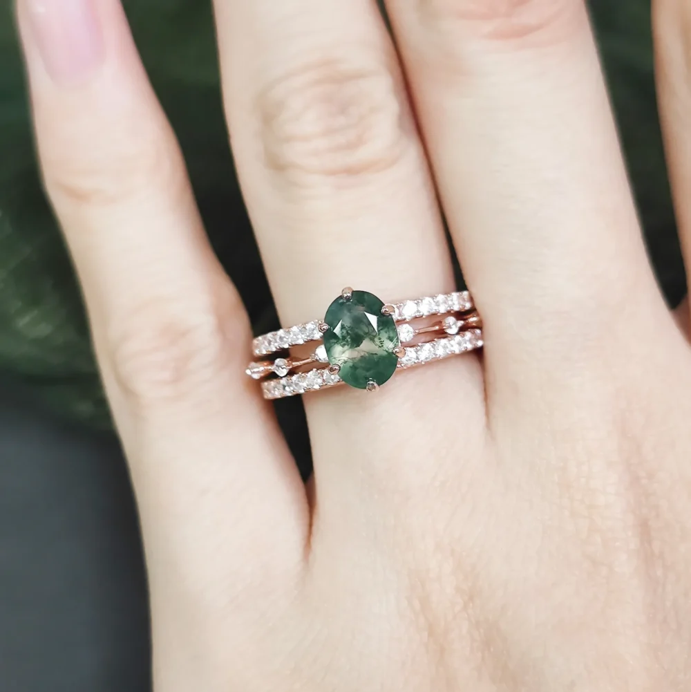 Vintage Oval Moss Agate Stackable Ring - Image 2