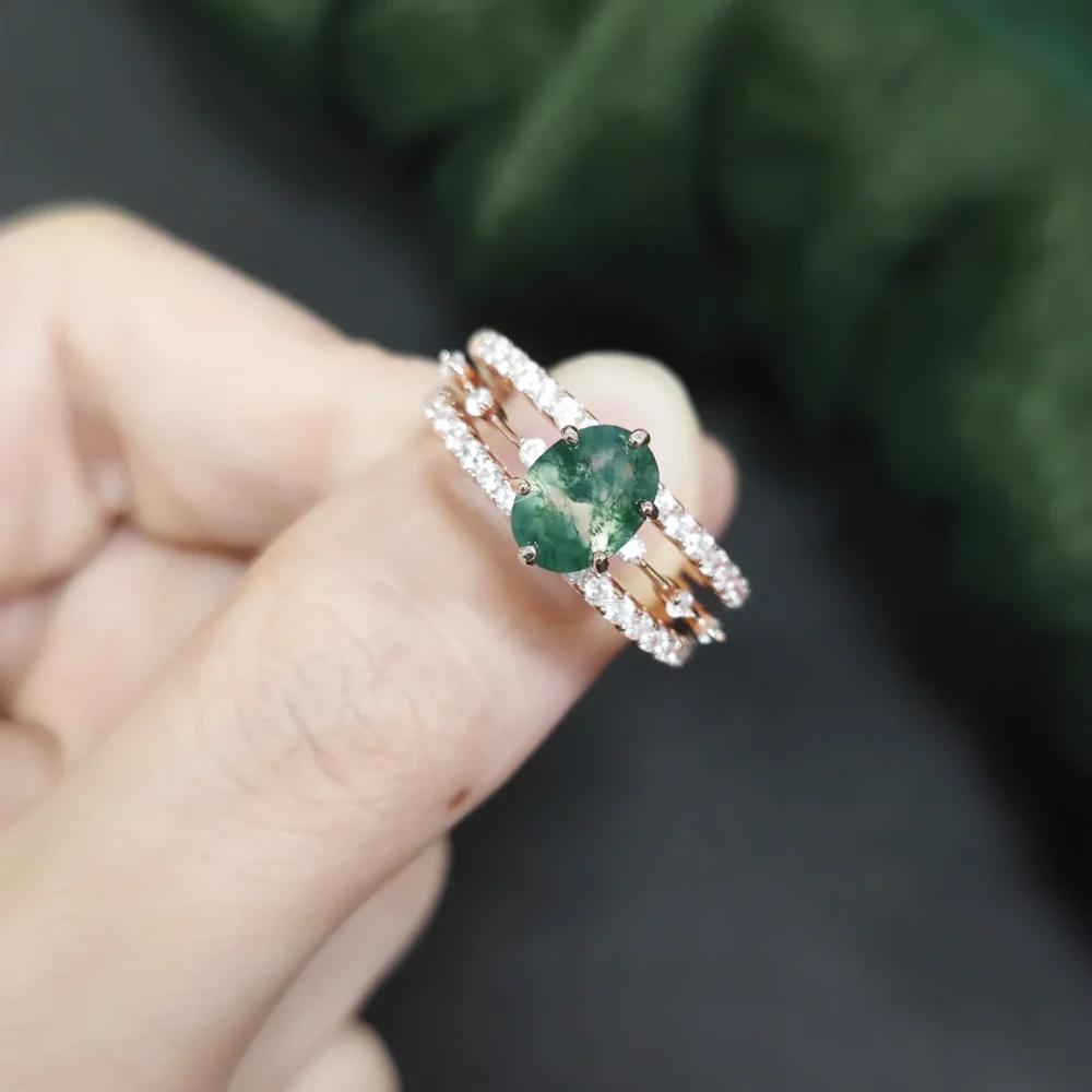 Vintage Oval Moss Agate Stackable Ring - Image 3