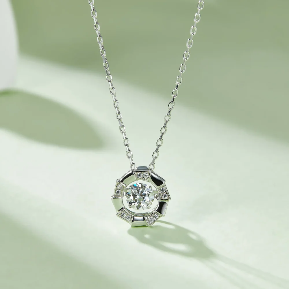 Medusa Moissanite Necklace - Image 5