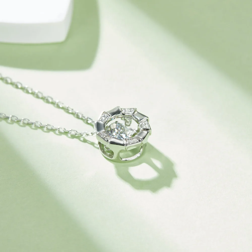 Medusa Moissanite Necklace - Image 4