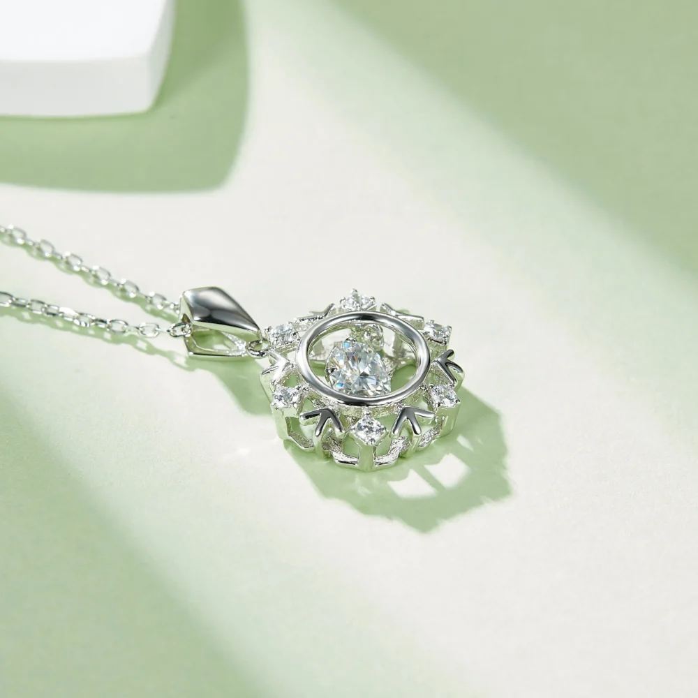 Arrow Heart Moissanite Necklace - Image 4