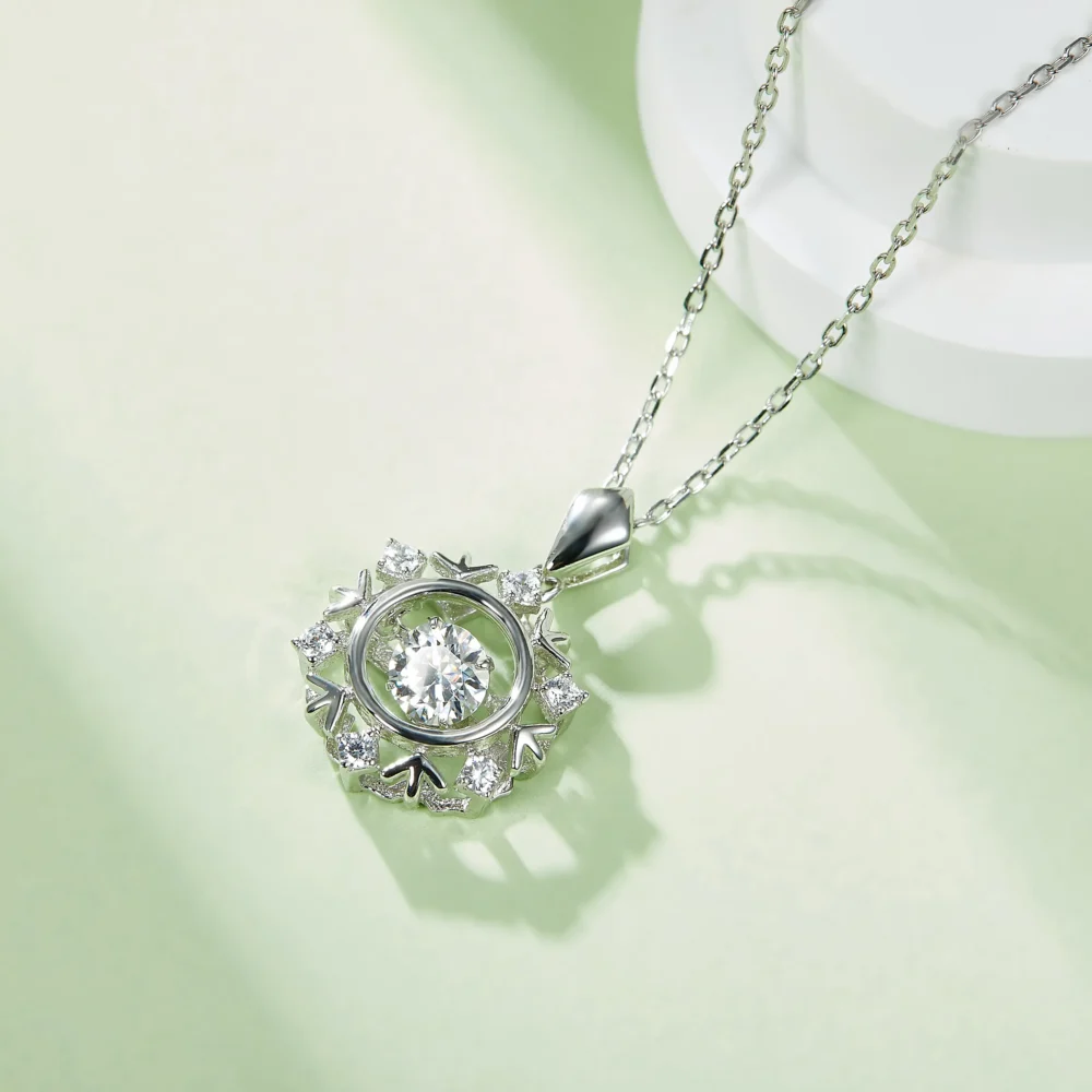 Arrow Heart Moissanite Necklace - Image 3