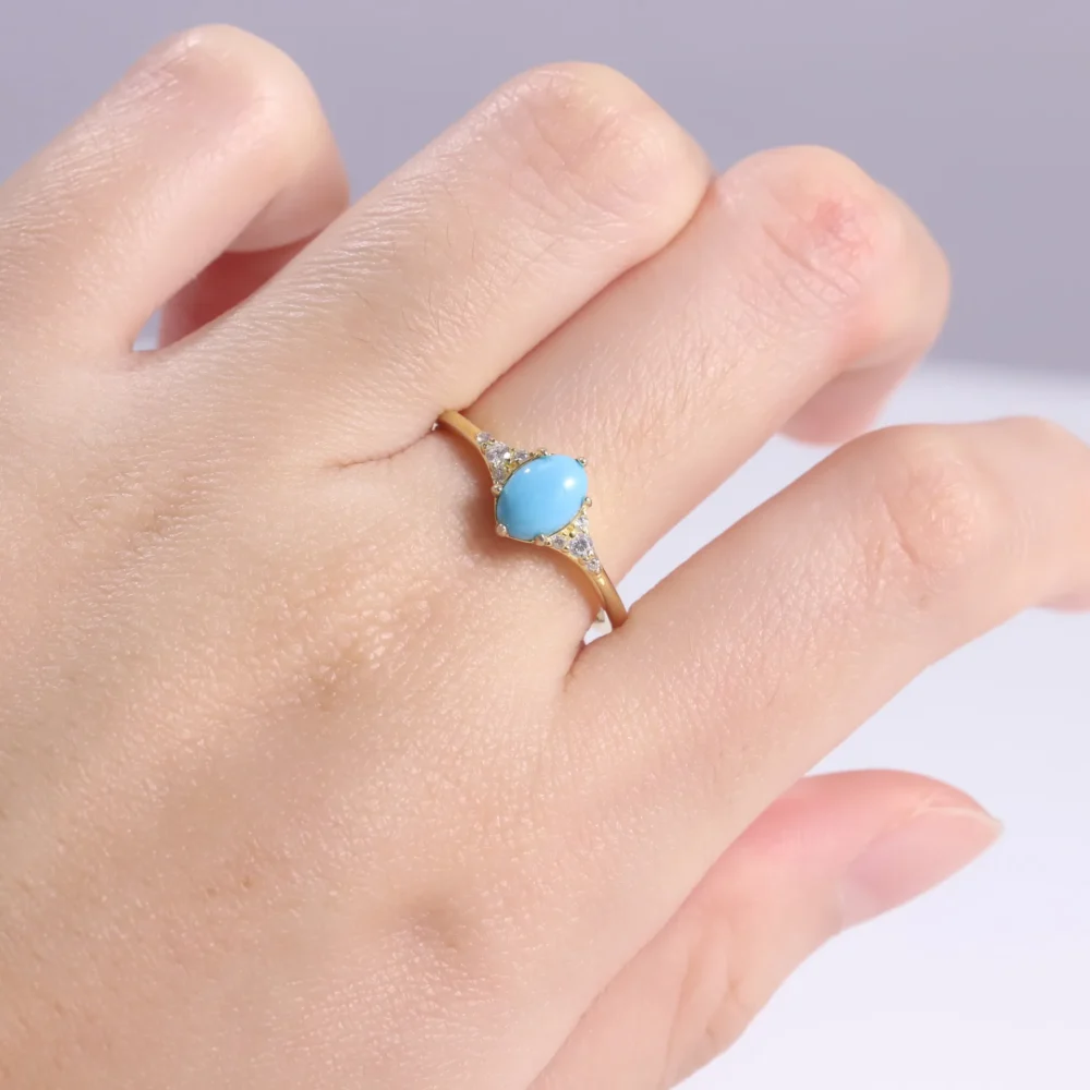 Turquoise Side Stone Ring - Image 2