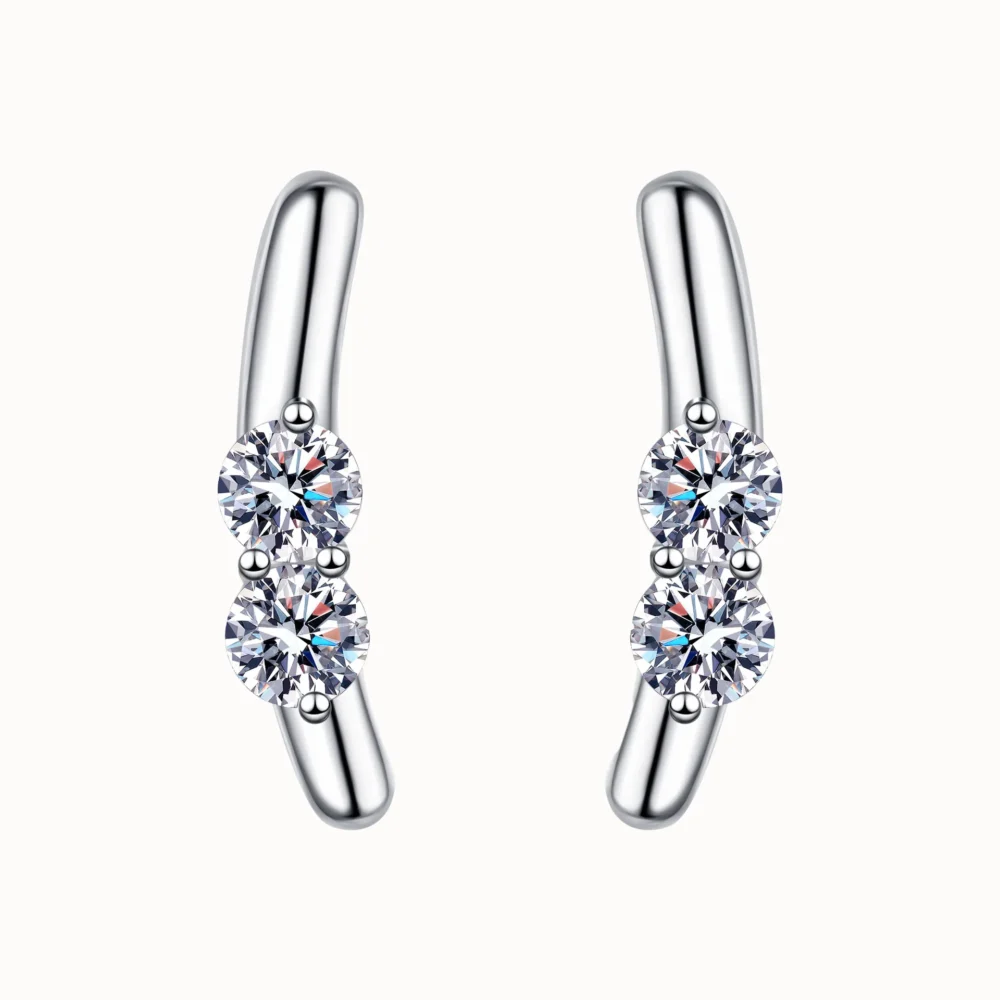 Curved Elegance Moissanite Stud Earrings