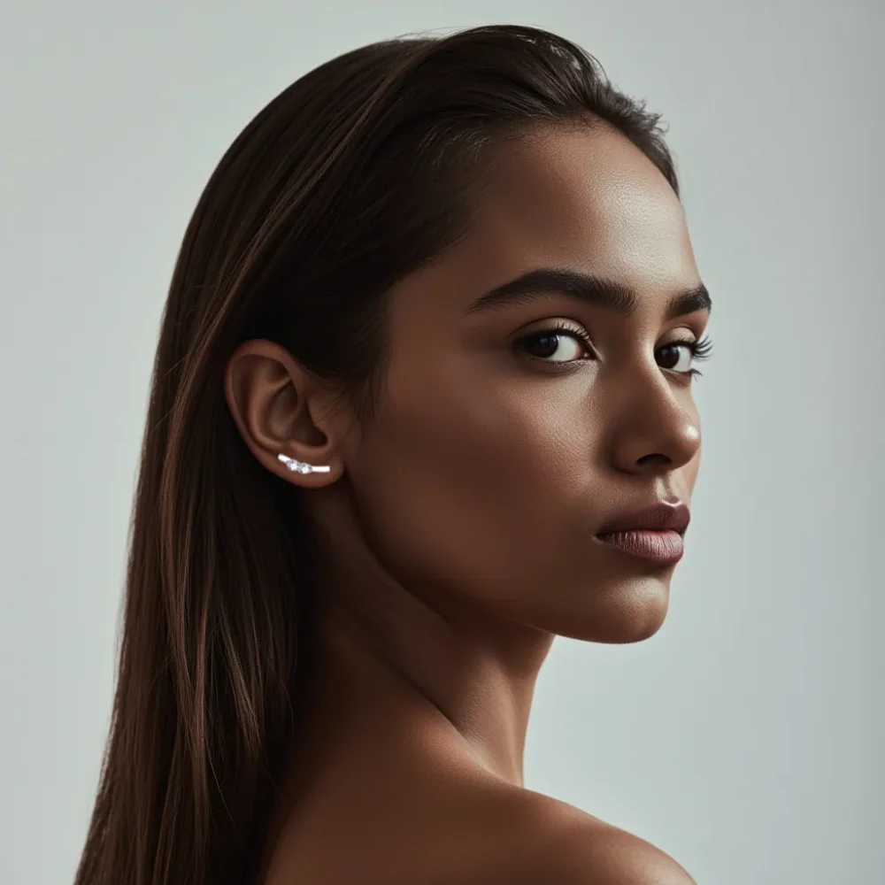 Curved Elegance Moissanite Stud Earrings - Image 2