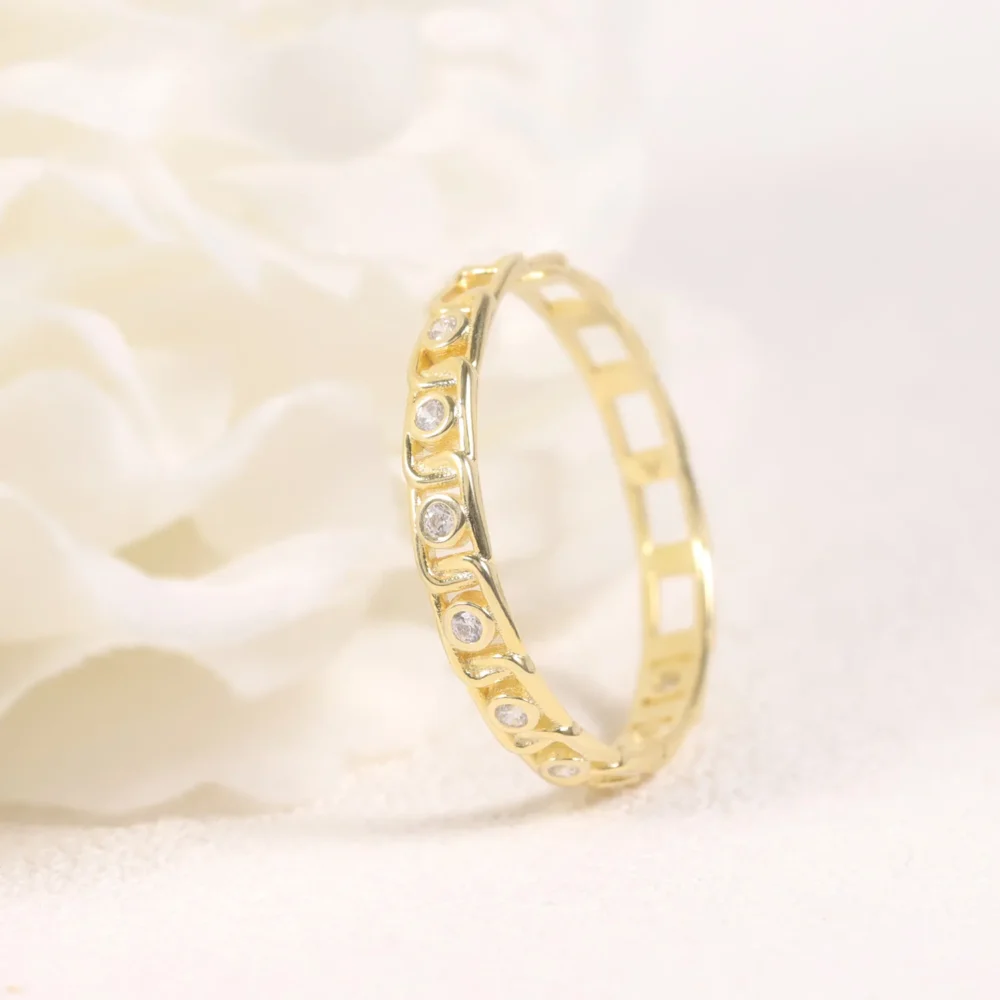 Chain-Link Moissanite Ring - Image 4