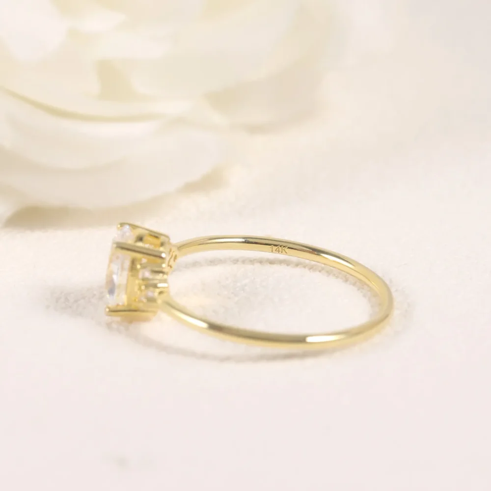 1ct Oval Moissanite Loggia Ring - Image 5