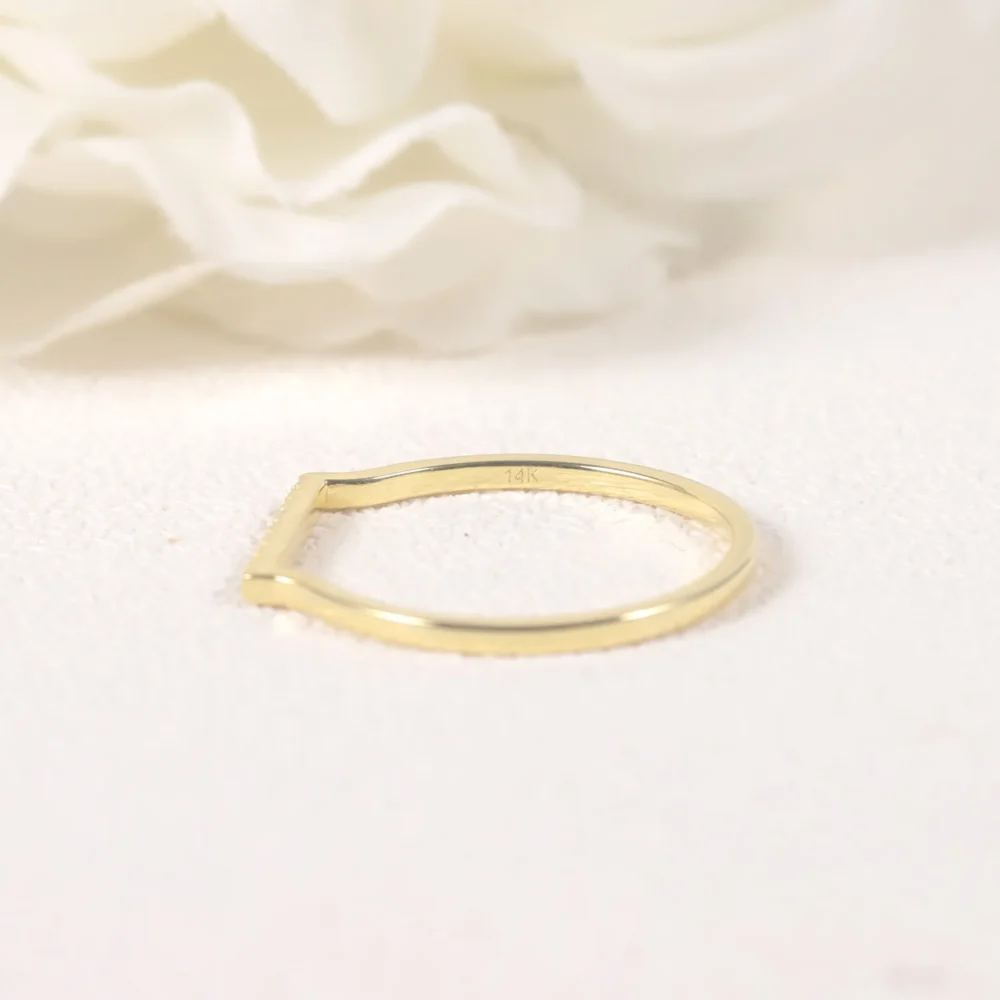 Moissanite Bar Ring - Image 3
